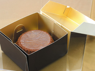 ガトーショコラBOX 2トーンホワイト（金台紙付） | その他のケーキ箱 