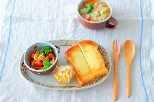 食パンカットガイドm ケーキ パンナイフ お菓子 パン材料 ラッピングの通販 Cotta コッタ