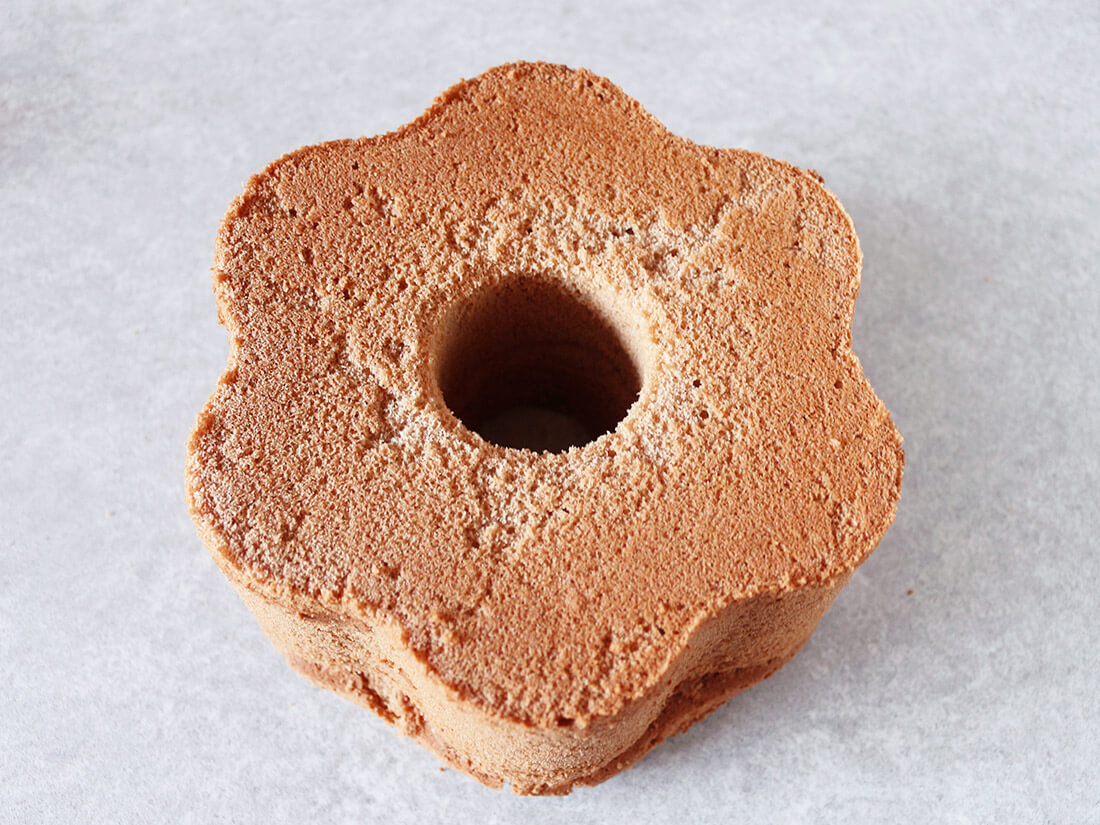 アルミ シフォンケーキ型（径170×102 140） - 製菓・製パン器具